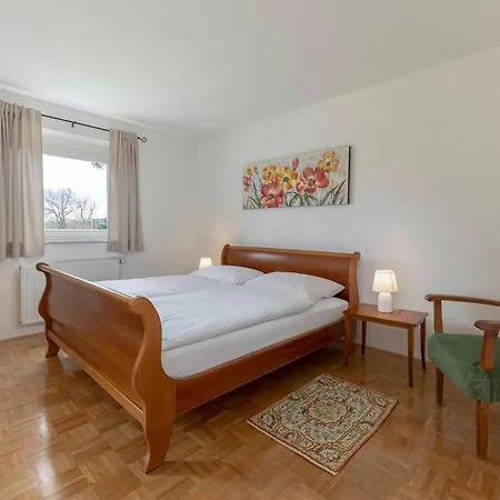 Ferienwohnung Cozy Garden Flat Laibach Exterior foto